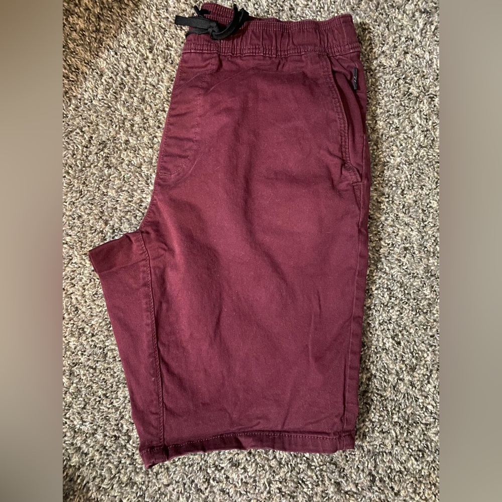 Burgundy hollister shorts